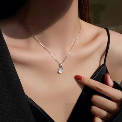 Moonlit Elegance: Luxury White Moonstone Pendant Choker Necklace